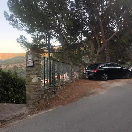 Villino Martini 度假居 *